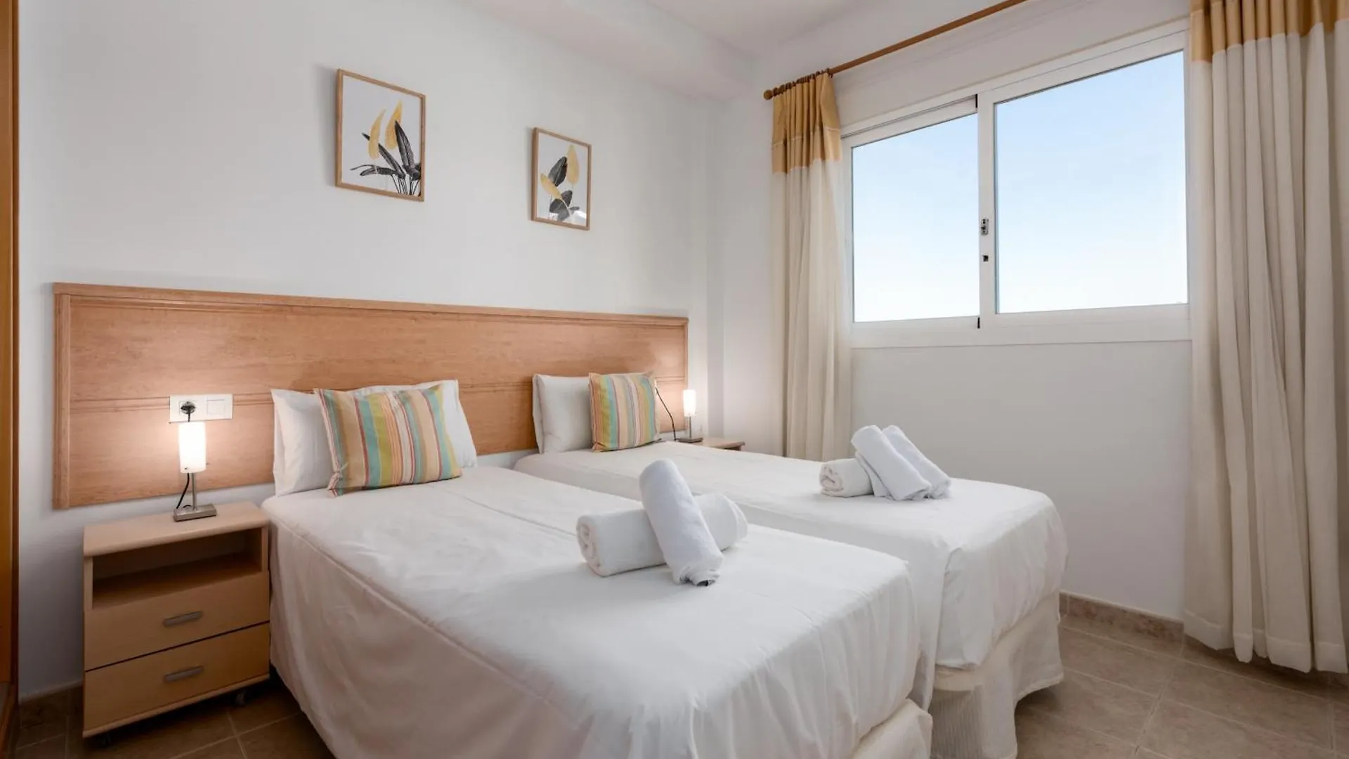Casares Del Sol 2100 Apartman